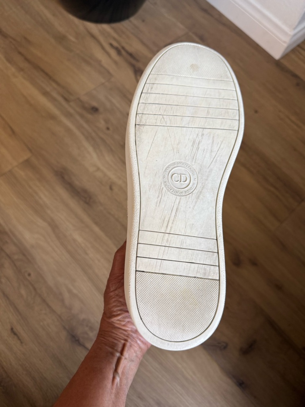 Christian Dior Low-Top Sneakers - Picture 7 of 9